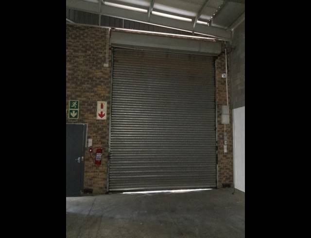 INDUSTRIAL PROPERTY TO RENT IN LASER PARK